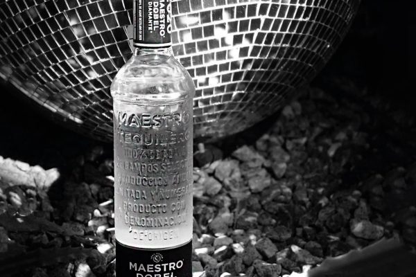 Dobel Diamante 38 - Lifestyle Image Dobel Diamante 38 - Lifestyle Image