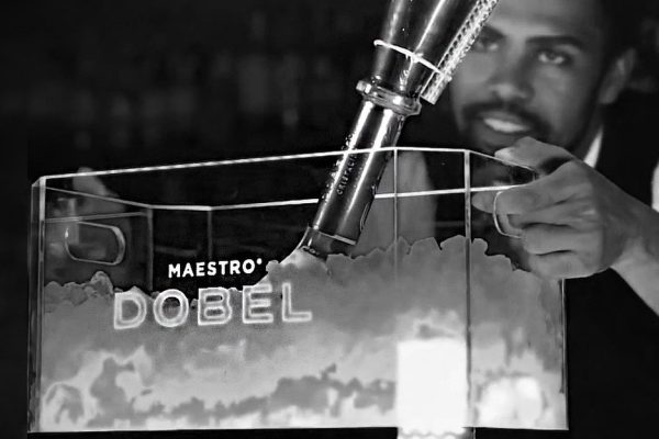 Dobel Diamante 39 - Lifestyle Image Dobel Diamante 39 - Lifestyle Image