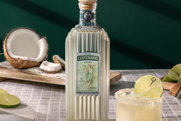 Gran Centenario Plata Cocorita Cruiser Tabletop (1x1) - Beauty Shot Gran Centenario Plata Cocorita Cruiser Tabletop (1x1) - Beauty Shot