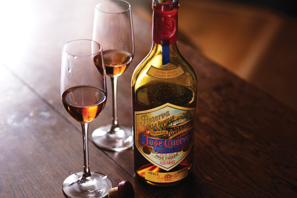 Jose Cuervo Reserva De La Familia The Perfect Serve - Cocktail Image Jose Cuervo Reserva De La Familia The Perfect Serve - Cocktail Image