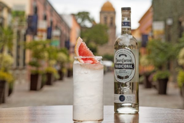 Paloma Jose Cuervo Tradicional Silver - B copia Paloma Jose Cuervo Tradicional Silver - B copia